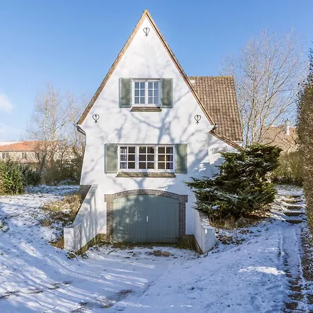 Nelle Sint-Idesbald